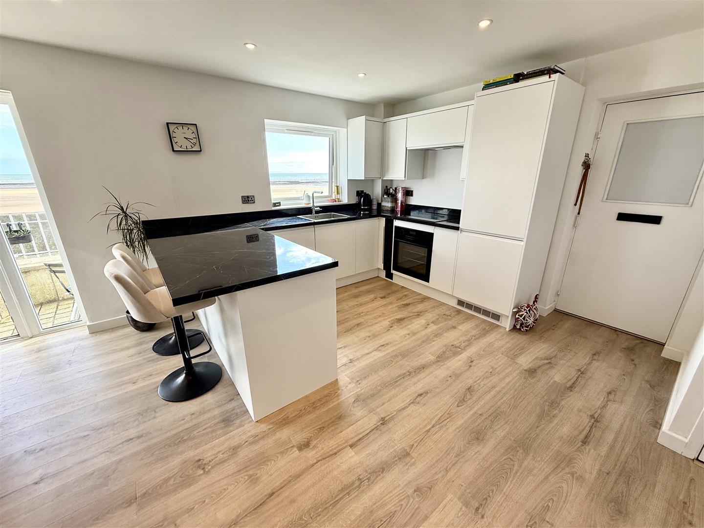 Camona Drive, Marina, Swansea, SA1 1YJ